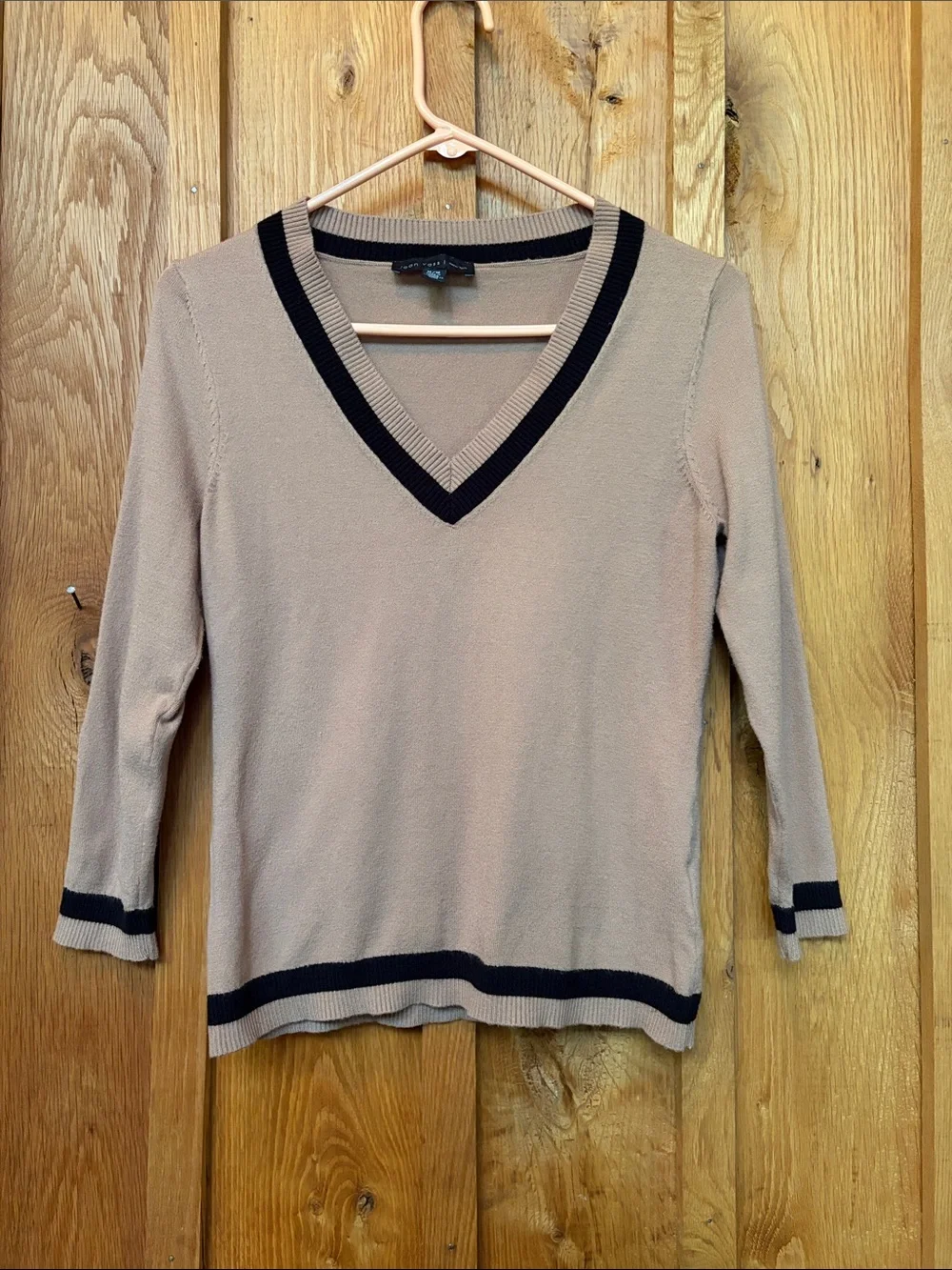 Joan Vass V-Neck Bodycon 3/4 Sleeve Knit Sweater, Medium, Light Brown Black Trim